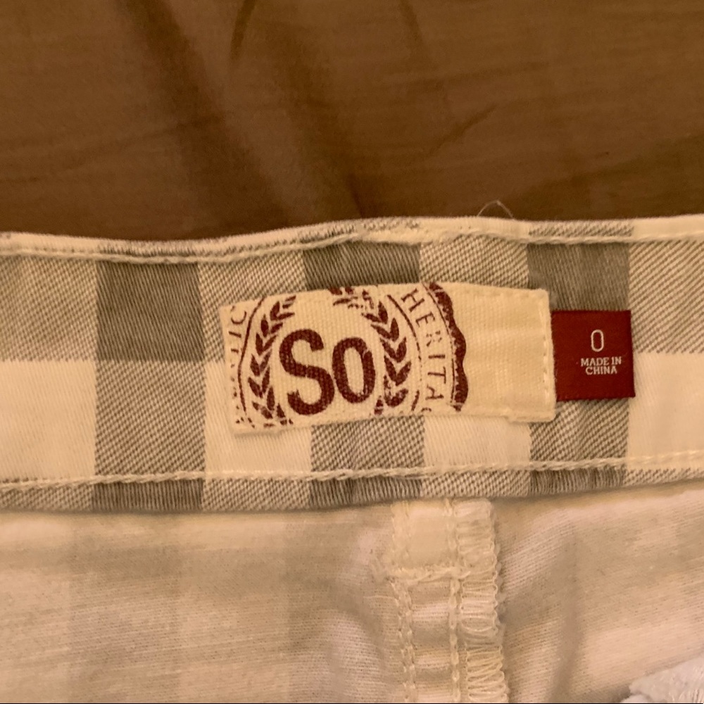 Checkerboard shorts - Picture 3 of 3